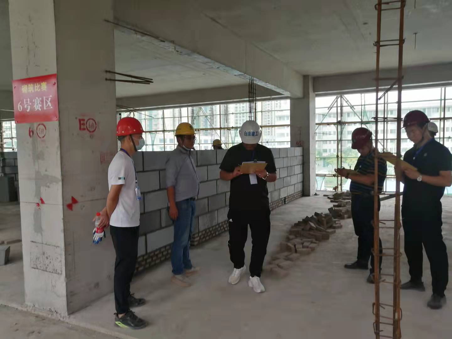 我公司參加市經(jīng)開區(qū)首界建筑行業(yè)技能競賽(圖3)