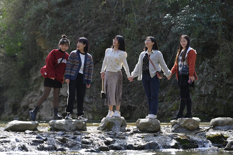 情暖“三八”節(jié)，感恩求奮進！(圖3)