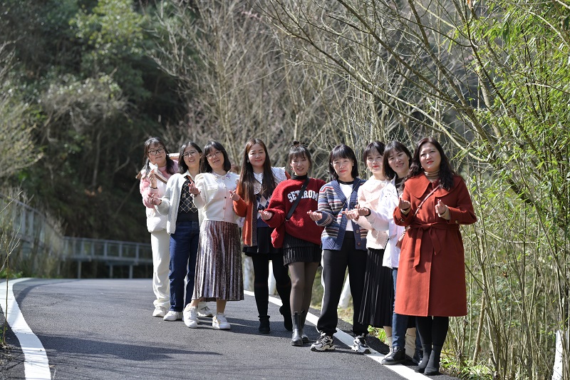 情暖“三八”節(jié)，感恩求奮進！(圖5)