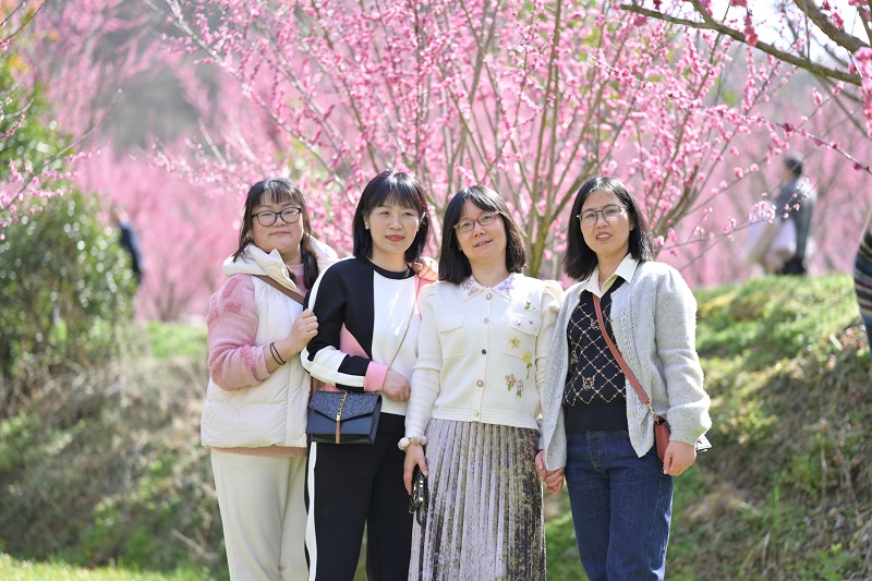 情暖“三八”節(jié)，感恩求奮進！(圖4)